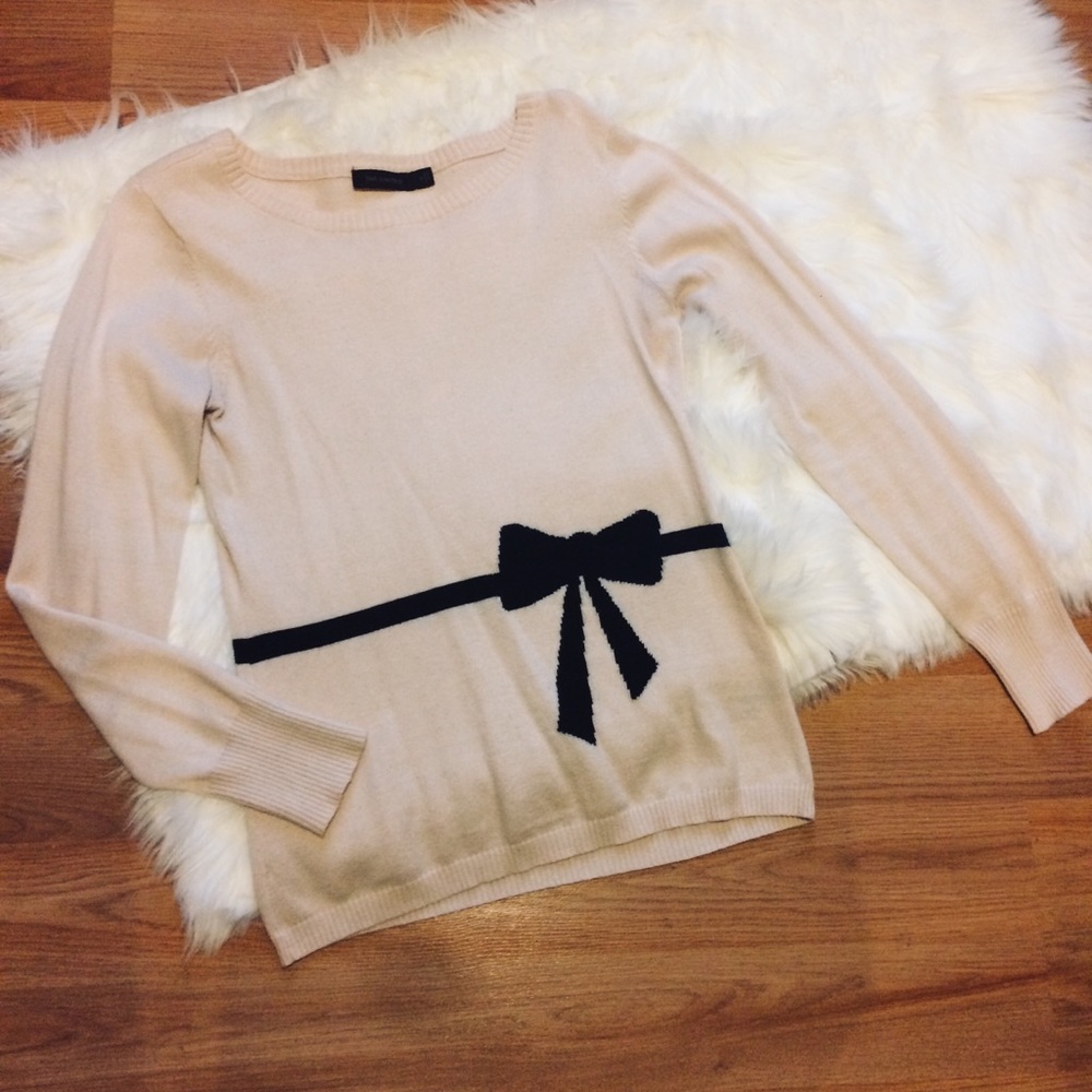 Blush sweater black bow belt